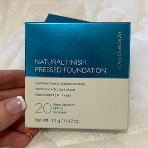ColorScience Natural Finish Pressed Foundation